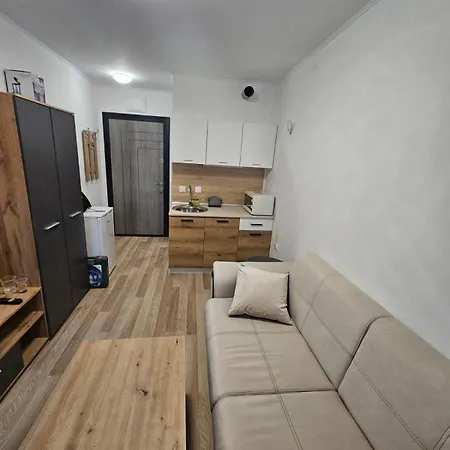 Apartment Descho